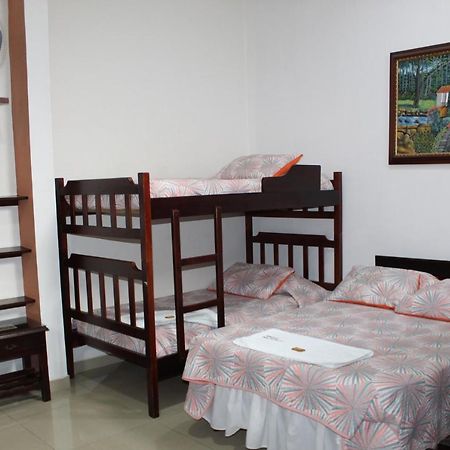 Hostal Isla Senorial San Gil Luaran gambar