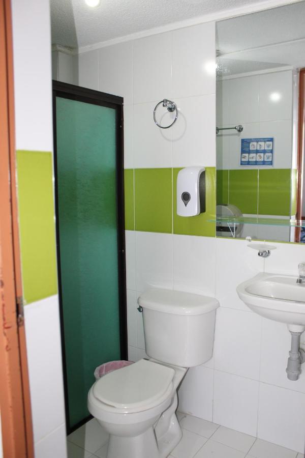 Hostal Isla Senorial San Gil Luaran gambar