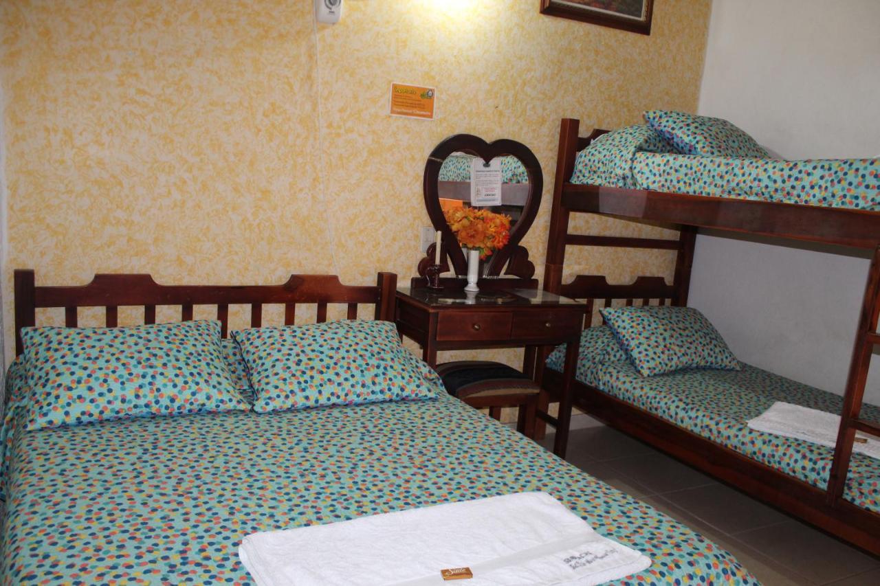 Hostal Isla Senorial San Gil Luaran gambar