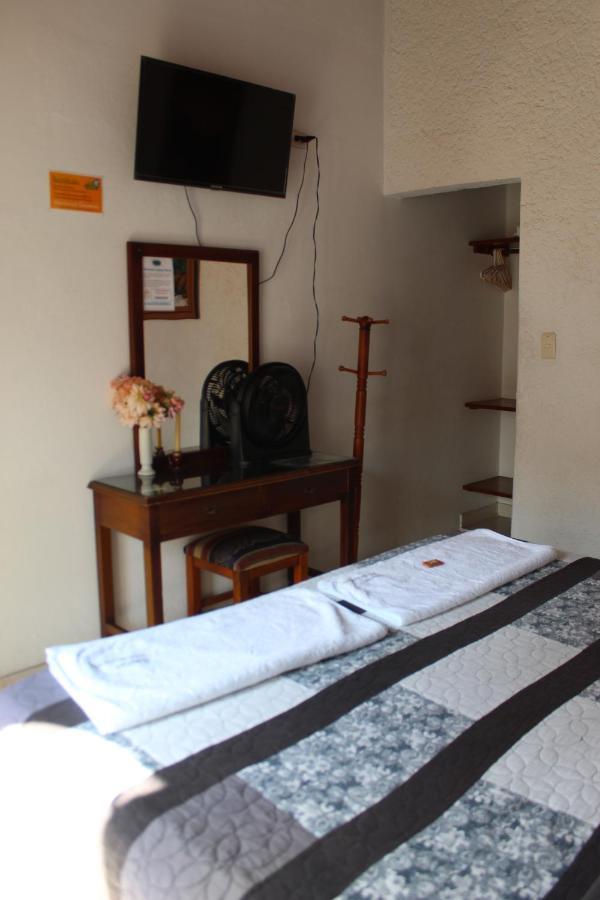 Hostal Isla Senorial San Gil Luaran gambar
