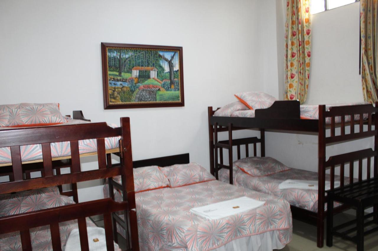 Hostal Isla Senorial San Gil Luaran gambar