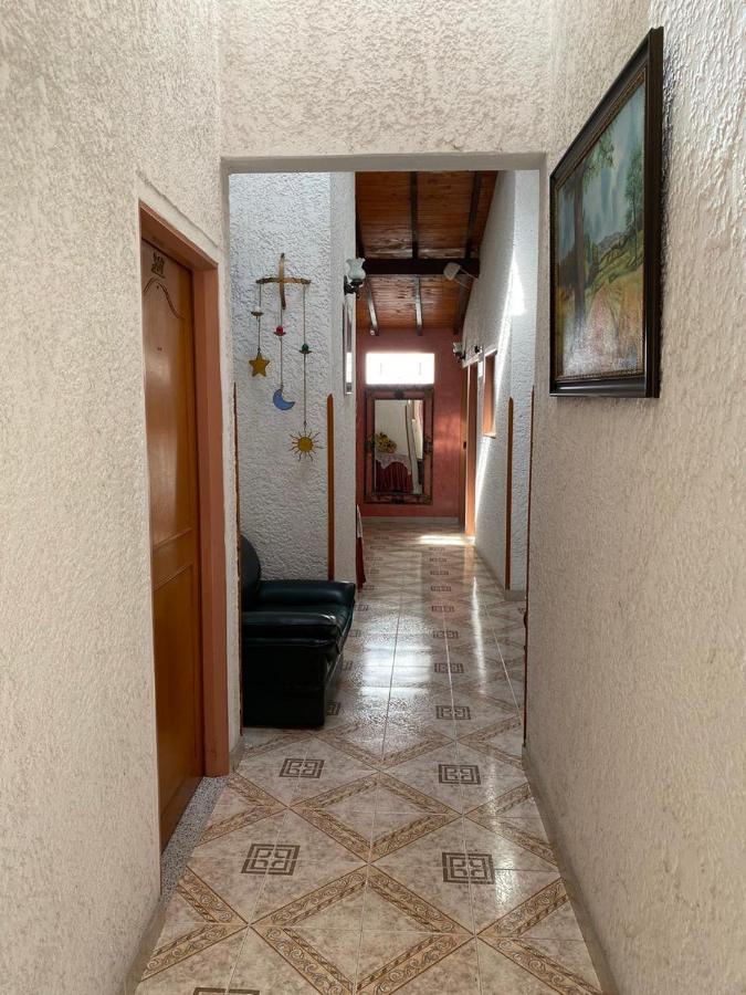 Hostal Isla Senorial San Gil Luaran gambar