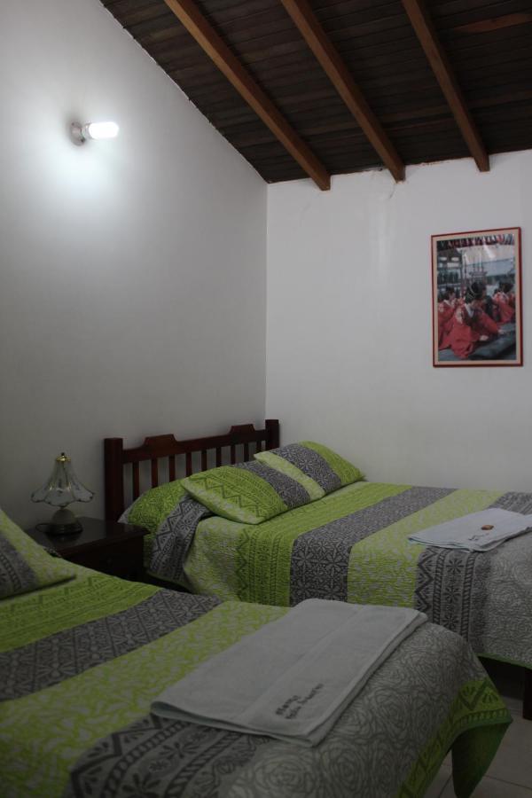 Hostal Isla Senorial San Gil Luaran gambar