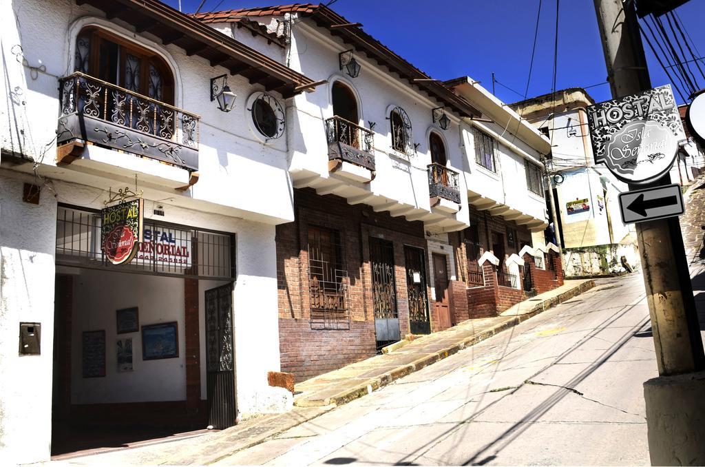 Hostal Isla Senorial San Gil Luaran gambar
